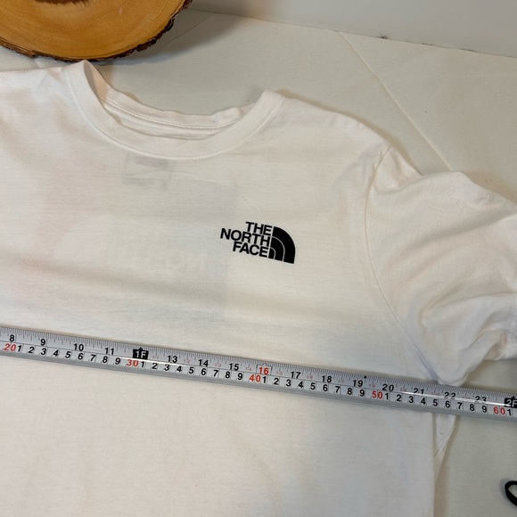 The North Face Women's Short Sleeve T-Shirt White/Apricot Size XL - Picture 4 of 6